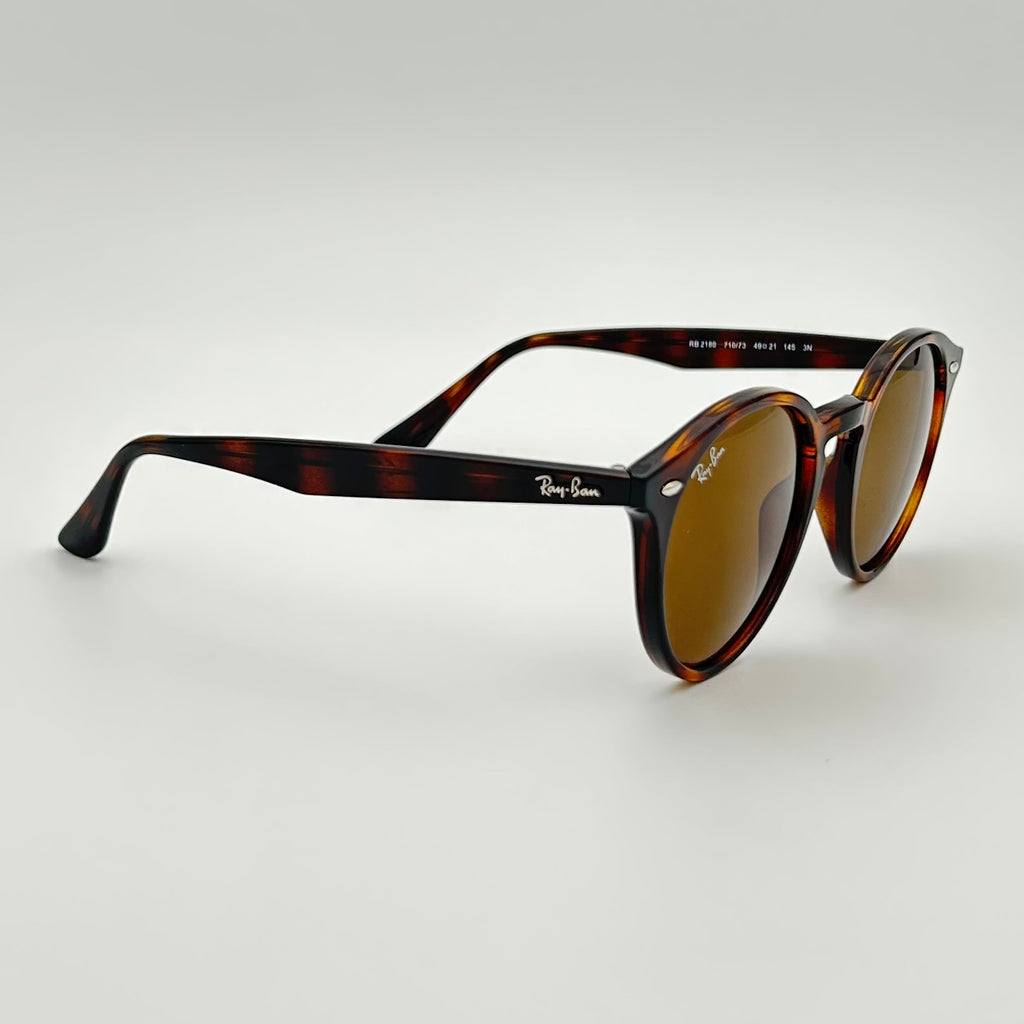Lunettes de soleil Ray-Ban RB2180