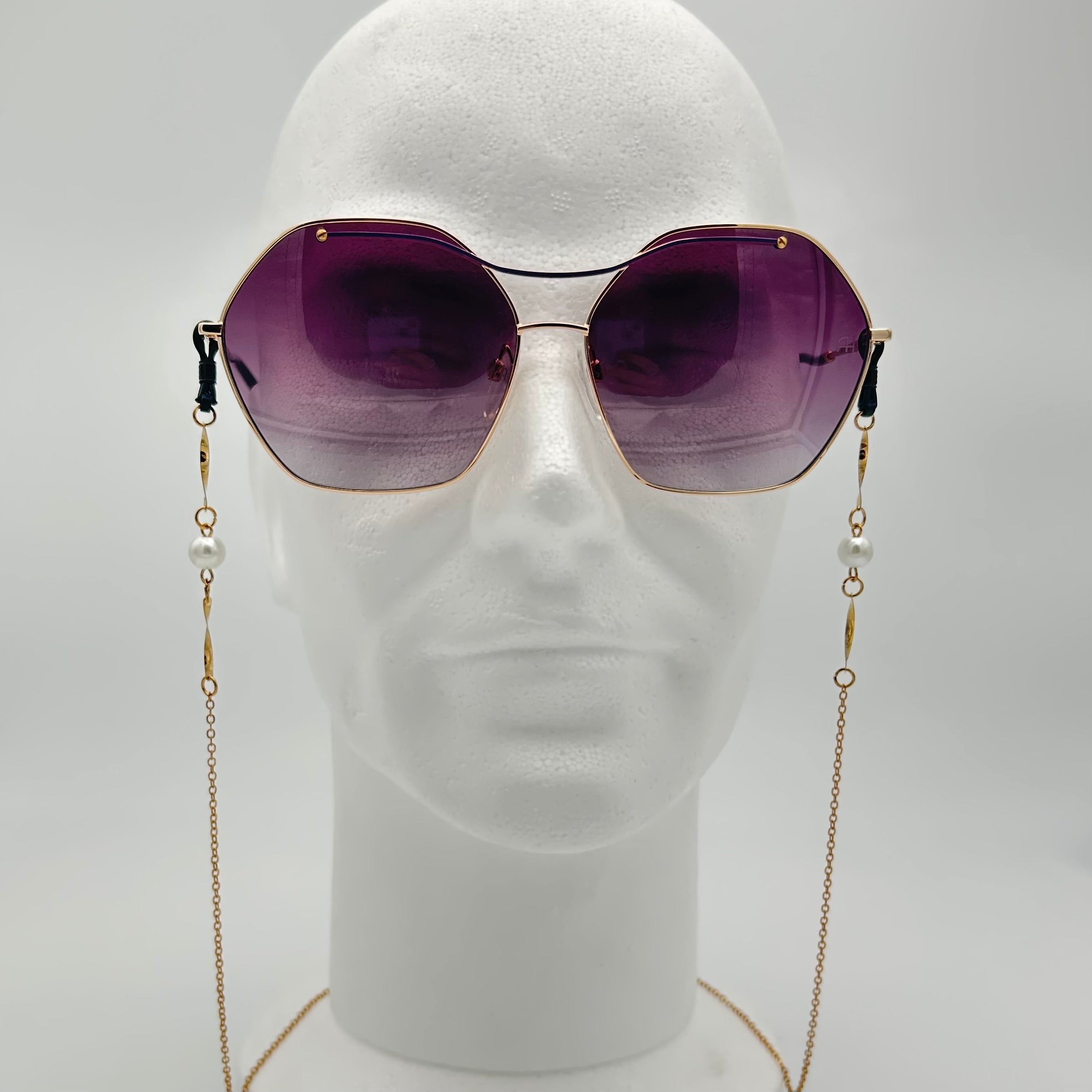 Chaîne à lunettes dorée perle et éléments métallisés Henri Beaud - vue de face